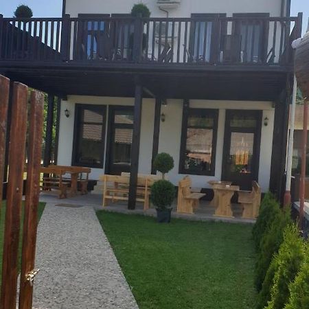 Бялата Къща Hotel Chakalarovo Exterior foto