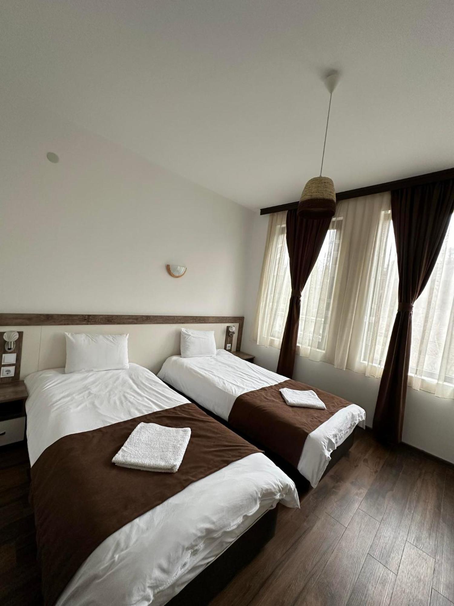 Бялата Къща Hotel Chakalarovo Exterior foto