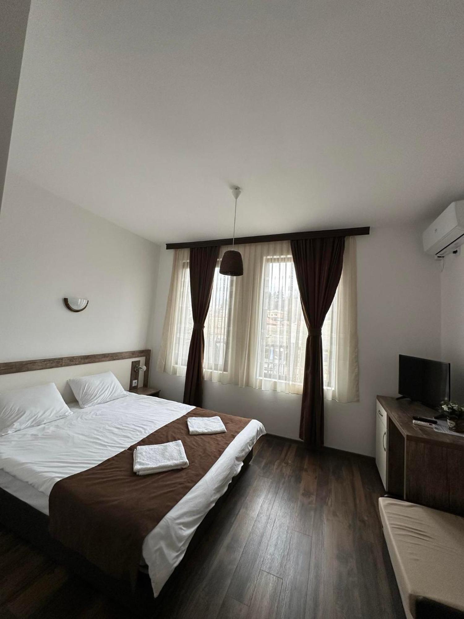 Бялата Къща Hotel Chakalarovo Exterior foto